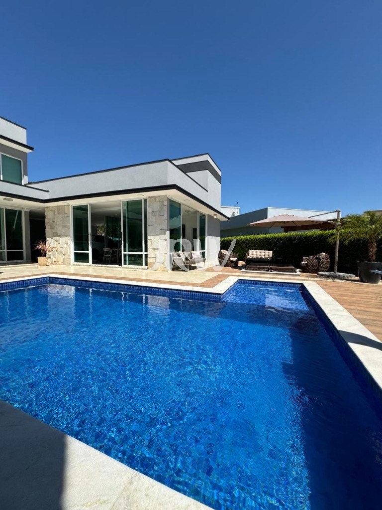 Casa, 4 quartos, 399 m² - Foto 1
