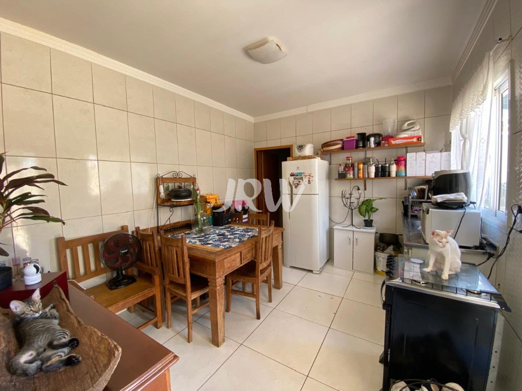 Casa, 4 quartos, 270 m² - Foto 18