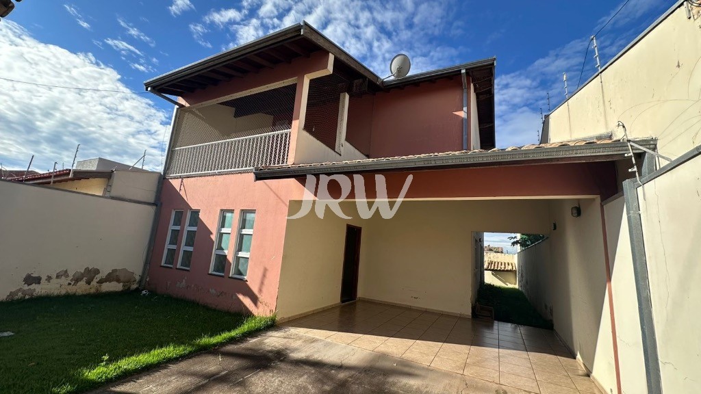 Sobrado, 4 quartos, 250 m² - Foto 1