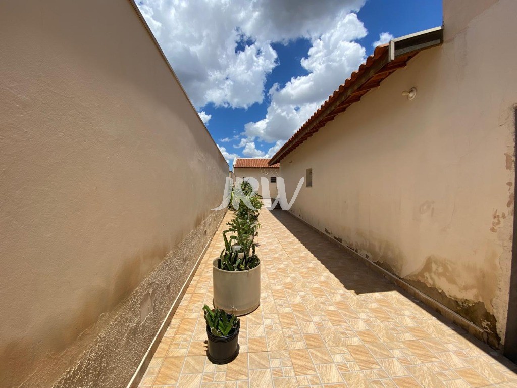 Casa, 4 quartos, 270 m² - Foto 13