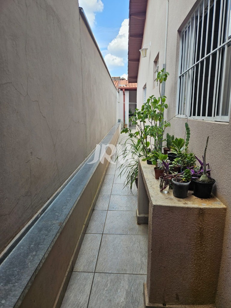 Casa, 4 quartos, 240 m² - Foto 17