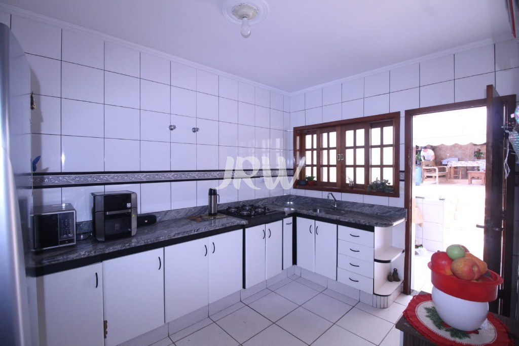 Casa, 3 quartos, 250 m² - Foto 25