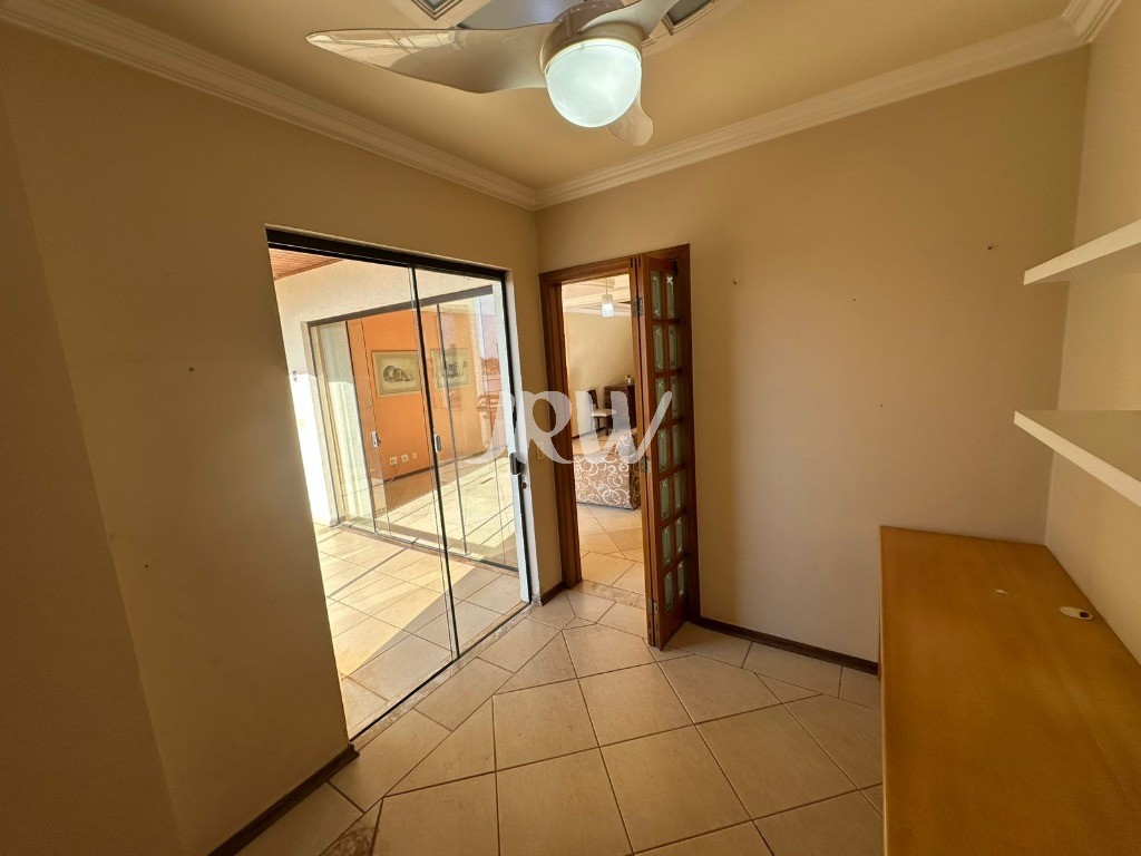 Cobertura, 4 quartos, 296 m² - Foto 11