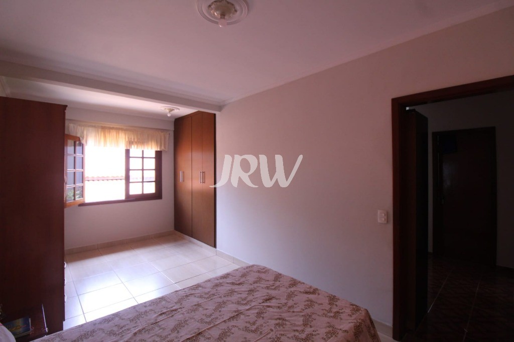 Casa, 3 quartos, 250 m² - Foto 34