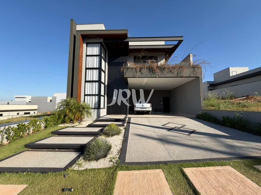 Casa, 3 quartos, 208 m² - Foto 1