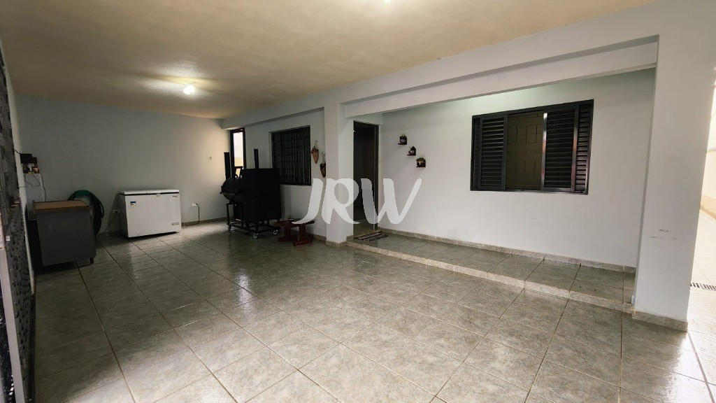 Casa, 3 quartos, 250 m² - Foto 1