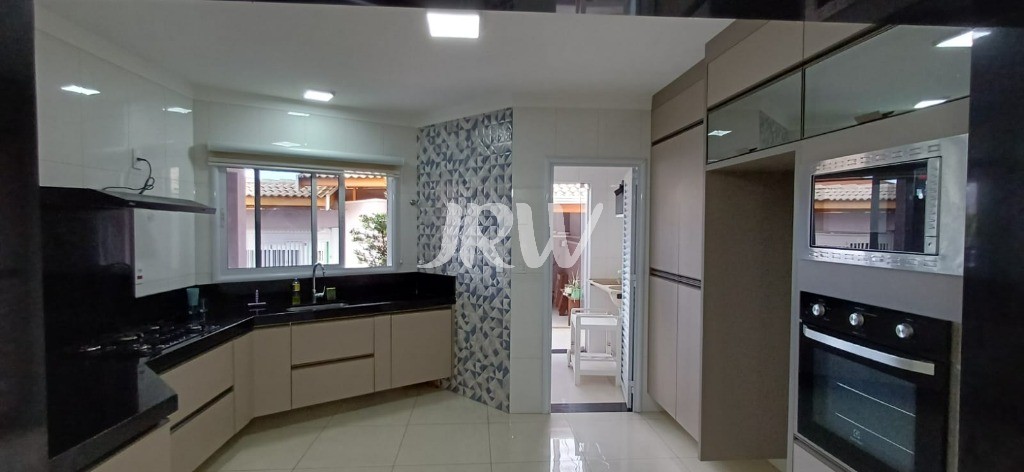 Casa, 3 quartos, 250 m² - Foto 12