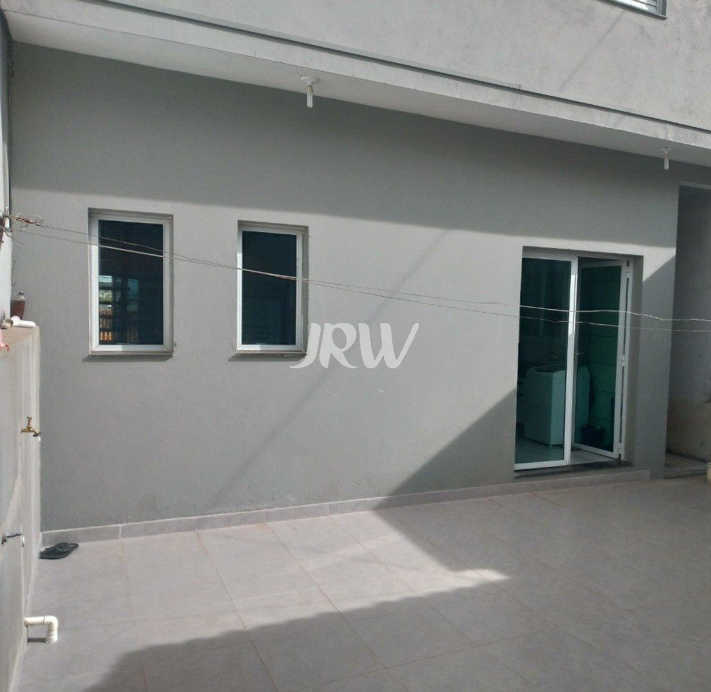 Casa, 3 quartos, 205 m² - Foto 1