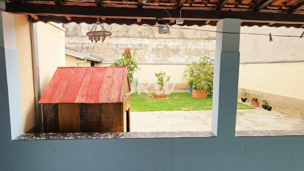 Casa, 3 quartos, 250 m² - Foto 21