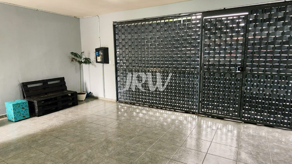 Casa, 3 quartos, 250 m² - Foto 2