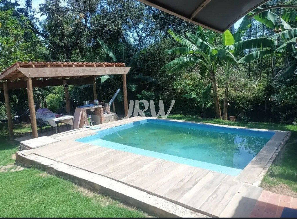 Sítio, 3 quartos, 1080 m² - Foto 1