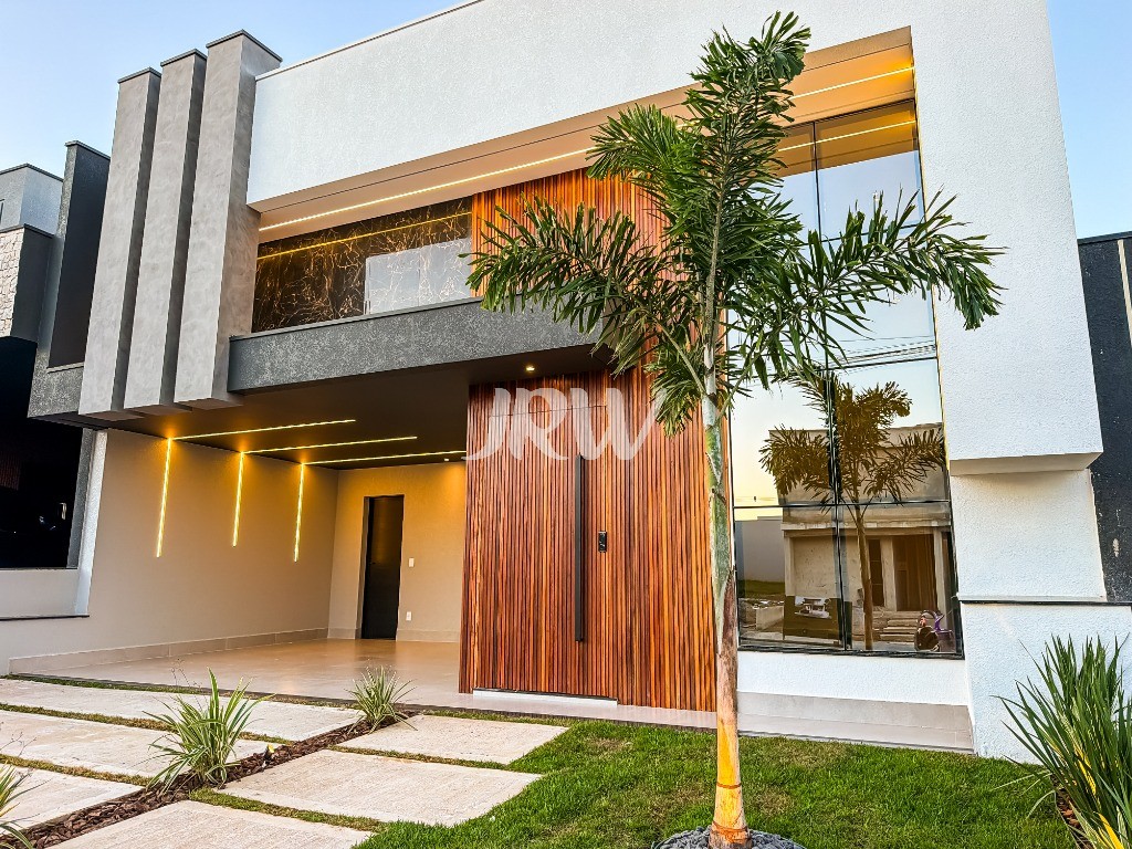 Casa, 3 quartos, 308 m² - Foto 1