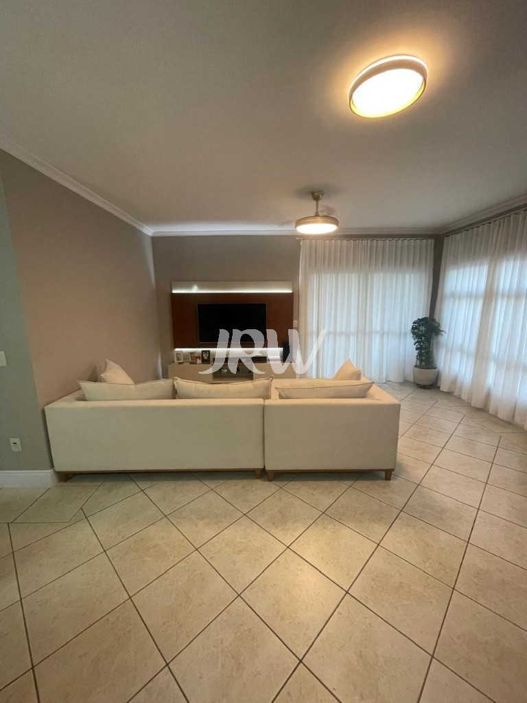 Casa, 3 quartos, 306 m² - Foto 2