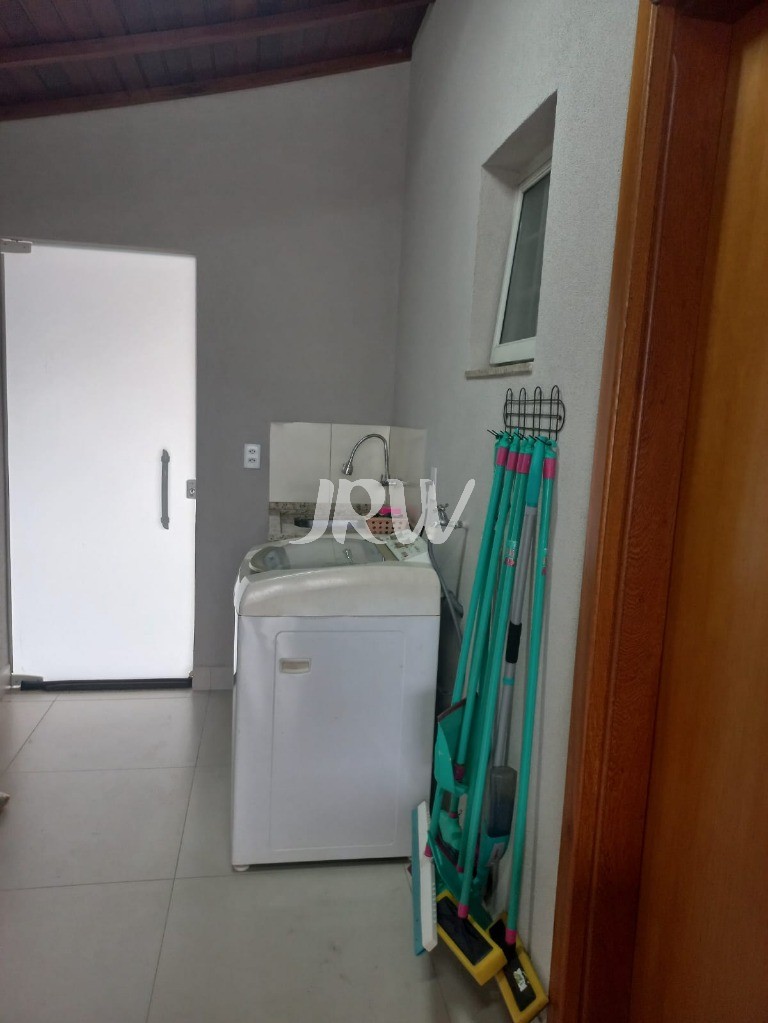 Casa, 3 quartos, 261 m² - Foto 30