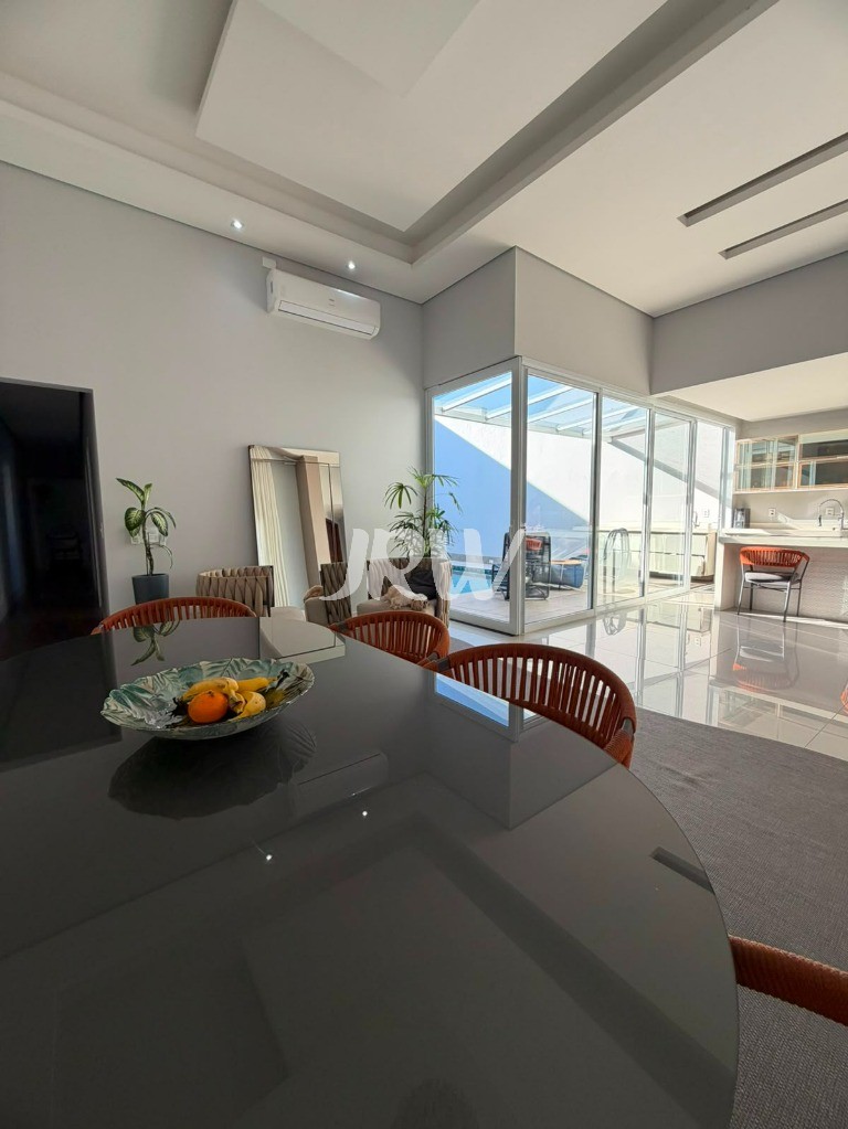 Casa, 3 quartos, 180 m² - Foto 1