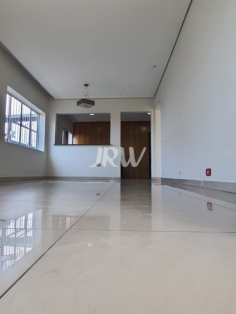 Casa, 3 quartos, 250 m² - Foto 1