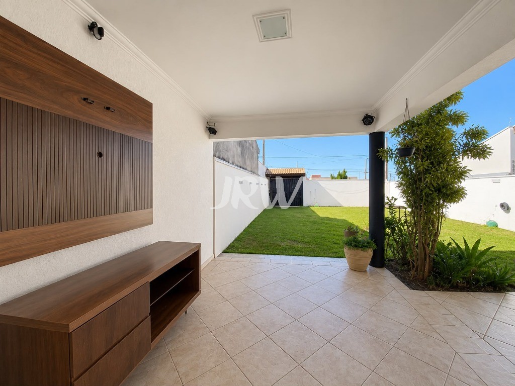 Casa, 3 quartos, 250 m² - Foto 2