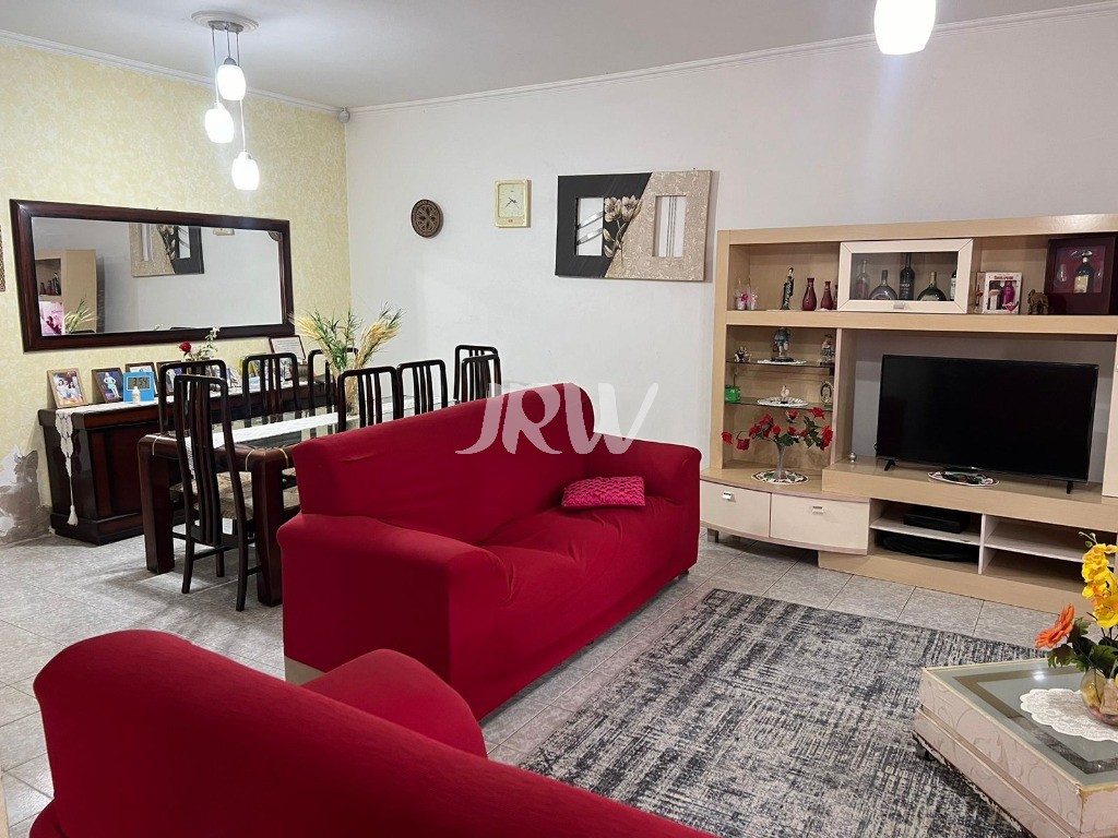 Casa, 3 quartos, 305 m² - Foto 1