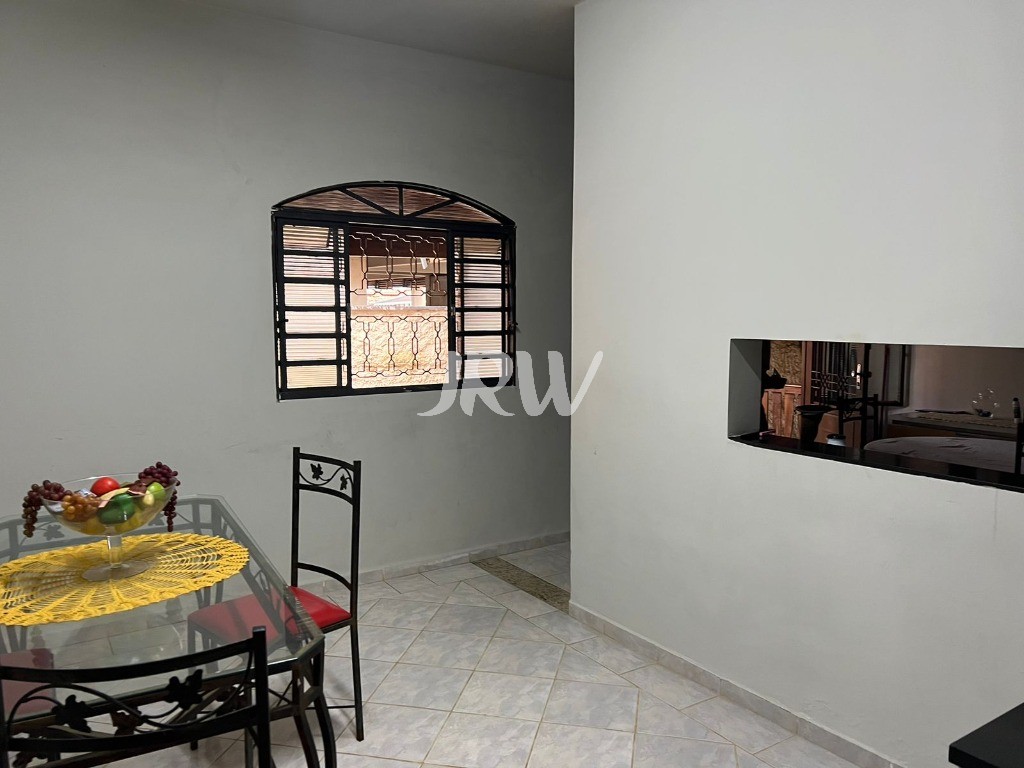 Casa, 3 quartos, 305 m² - Foto 4