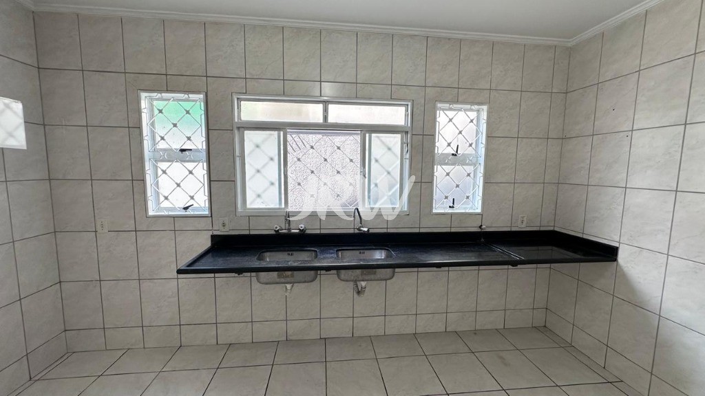 Casa, 4 quartos, 250 m² - Foto 16