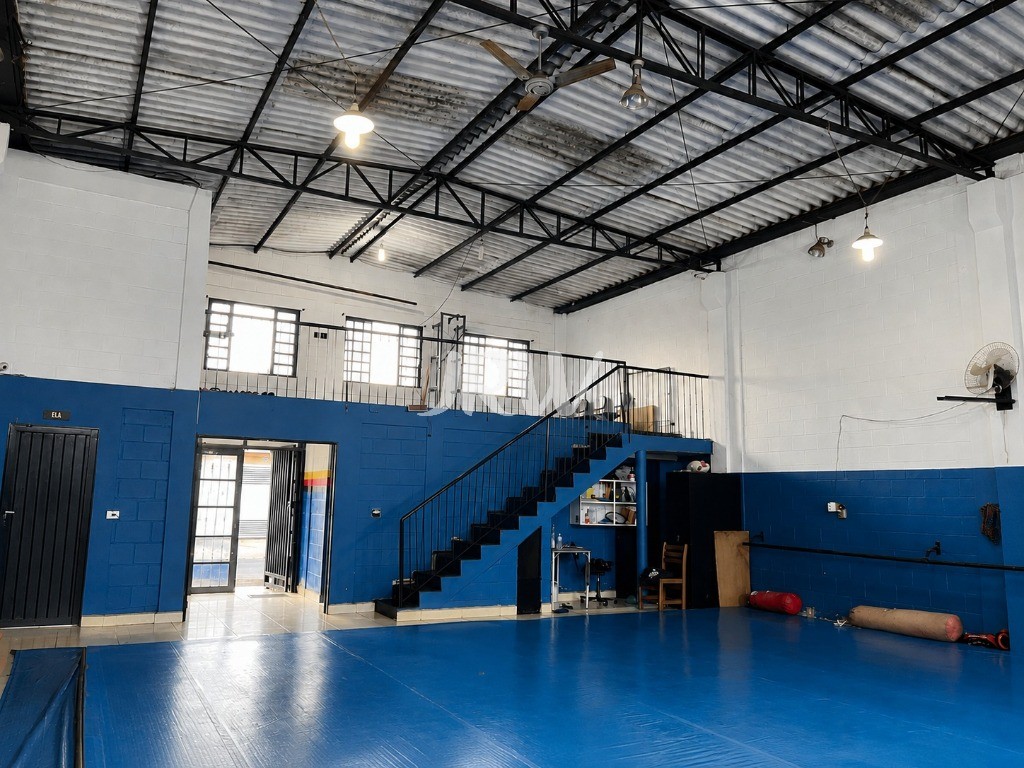 Loja-Salão, 250 m² - Foto 1