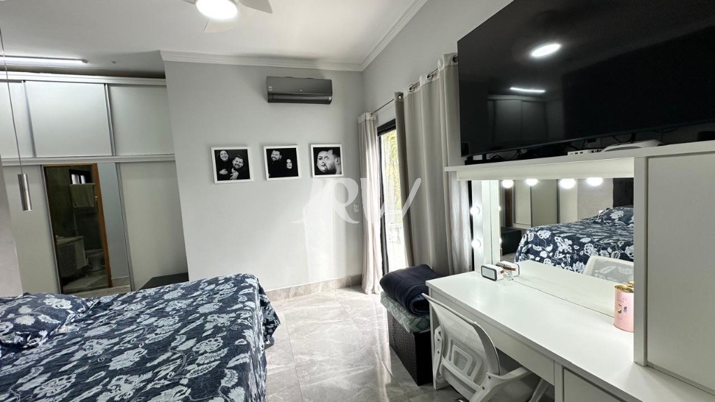 Casa, 3 quartos, 228 m² - Foto 26