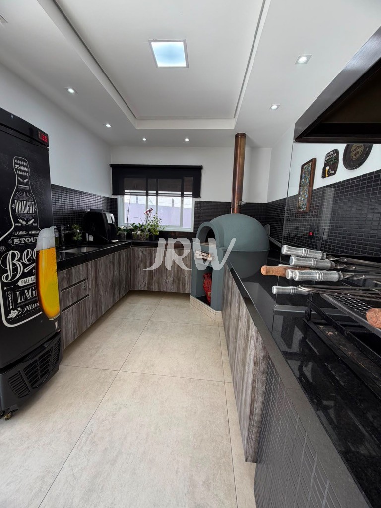 Casa, 3 quartos, 258 m² - Foto 15