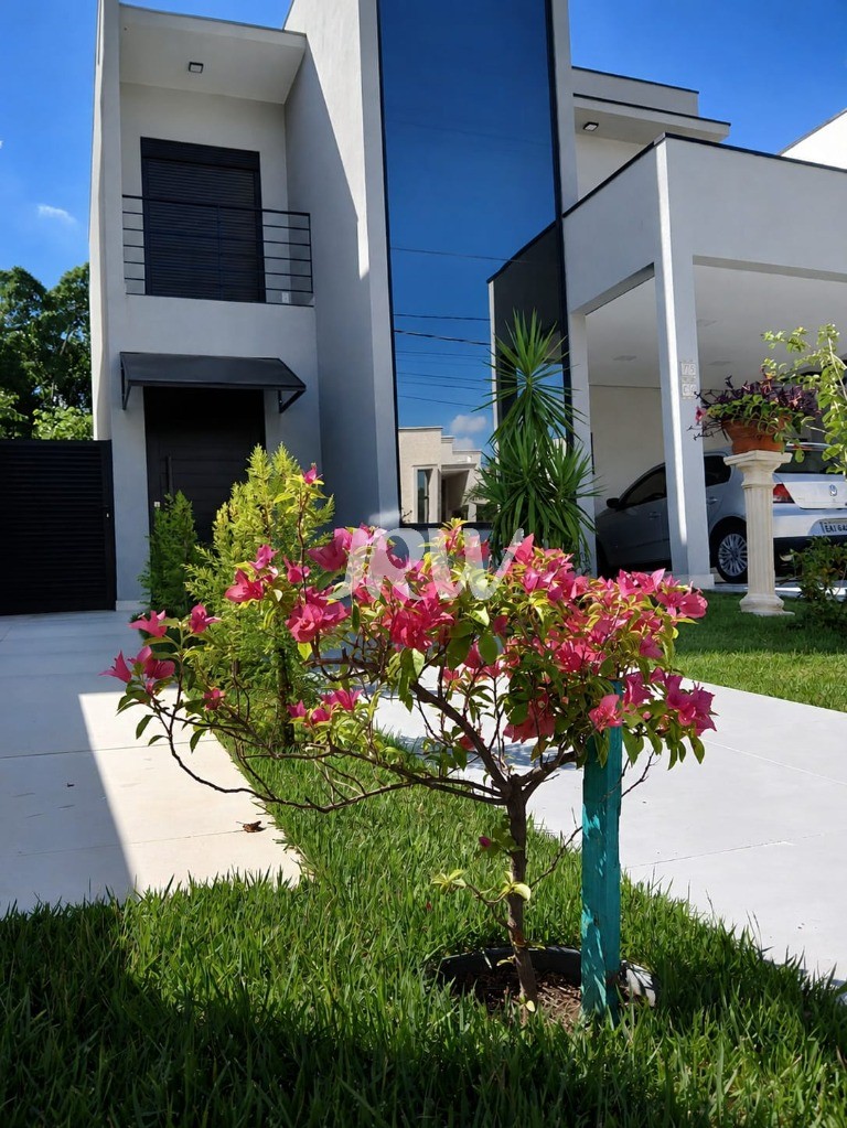 Casa, 3 quartos, 300 m² - Foto 1