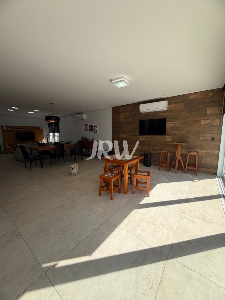 Casa, 3 quartos, 258 m² - Foto 8