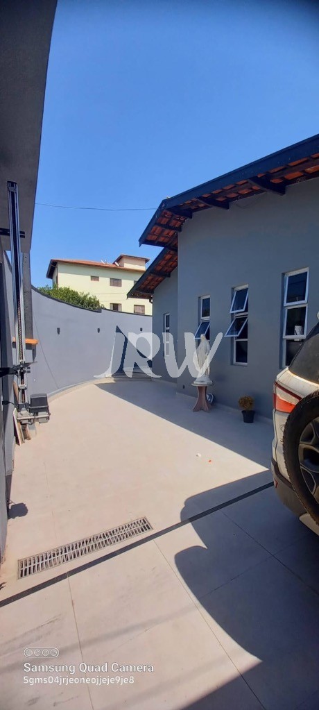 Casa, 3 quartos, 180 m² - Foto 1