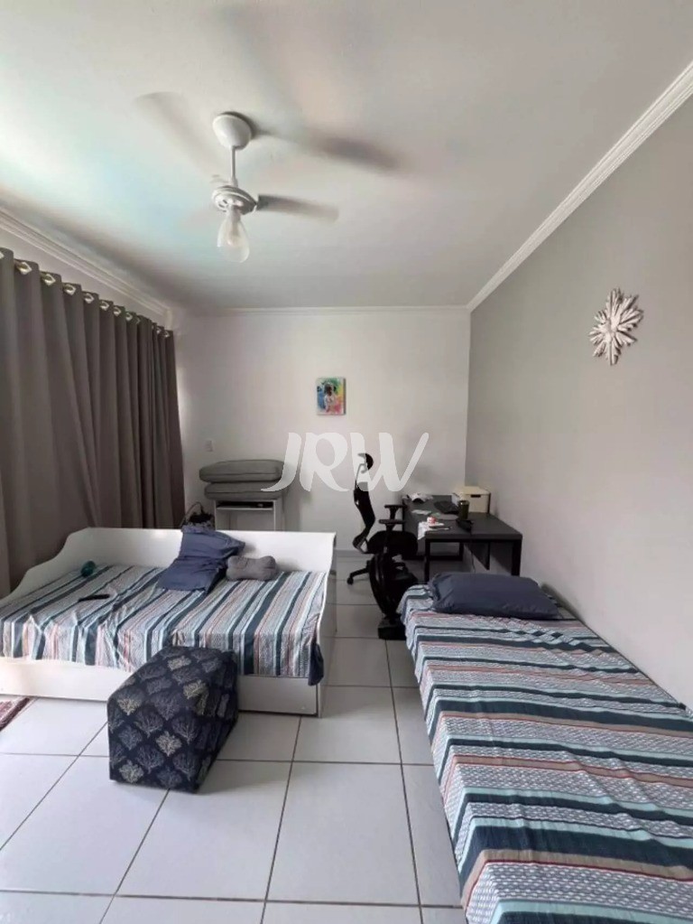 Casa, 3 quartos, 250 m² - Foto 16