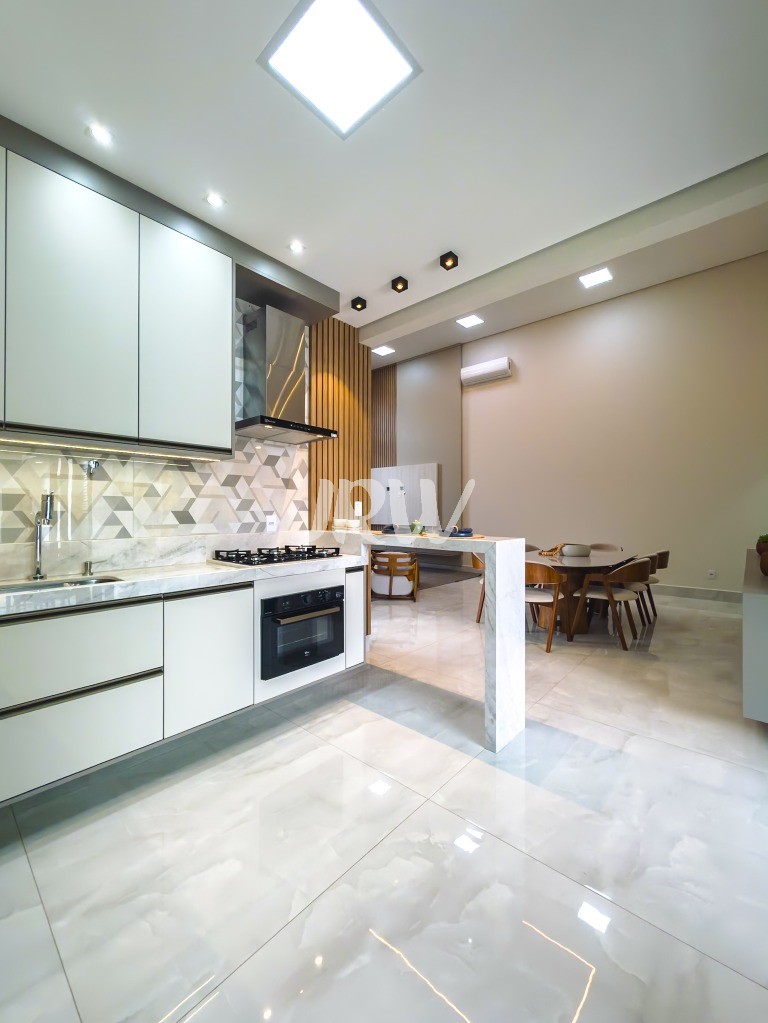 Casa, 3 quartos, 196 m² - Foto 42