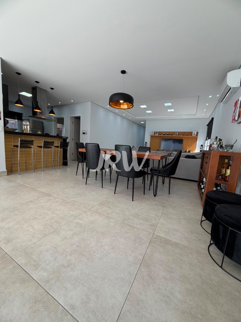 Casa, 3 quartos, 258 m² - Foto 6
