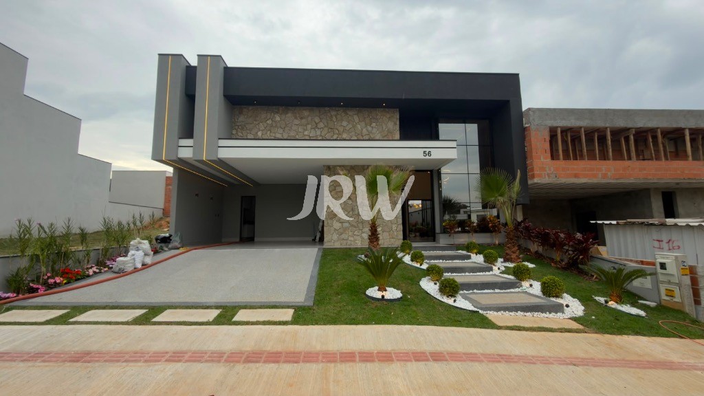 Casa, 3 quartos, 196 m² - Foto 1
