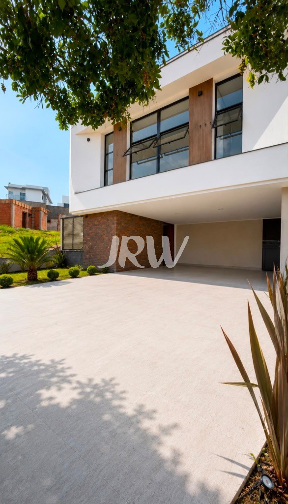 Casa, 3 quartos, 232 m² - Foto 1