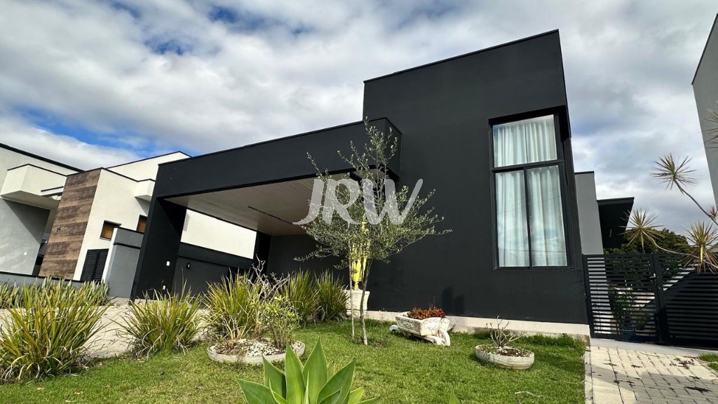 Casa, 3 quartos, 228 m² - Foto 2