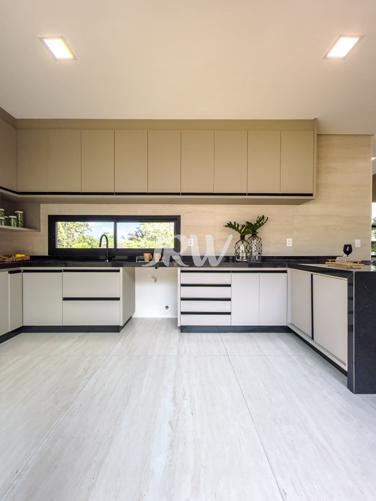Casa, 3 quartos, 240 m² - Foto 13