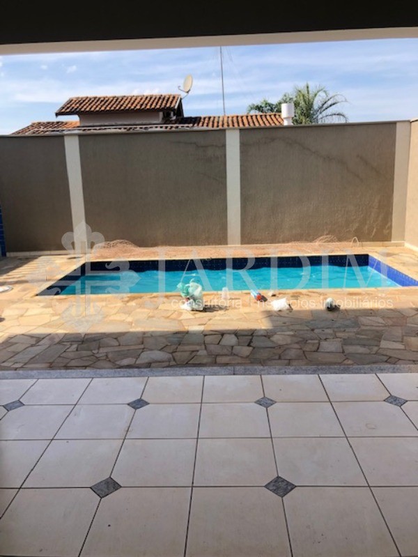 Casa de Condomínio para alugar com 4 quartos, 300m² - Foto 6