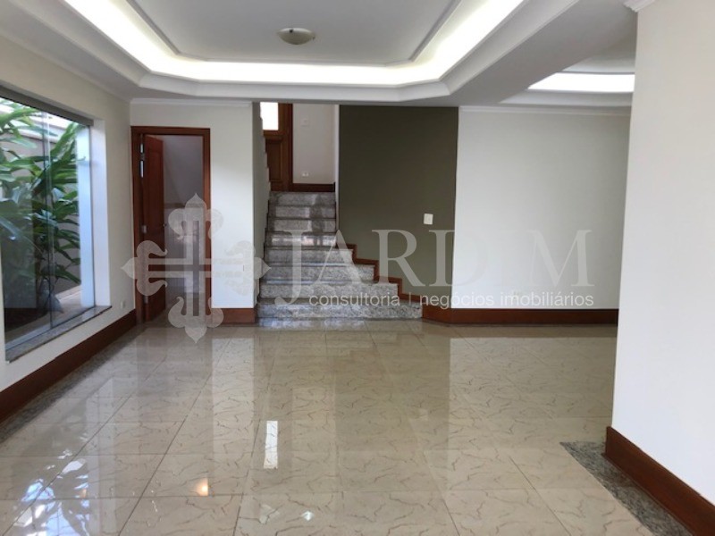 Casa de Condomínio para alugar com 4 quartos, 300m² - Foto 19