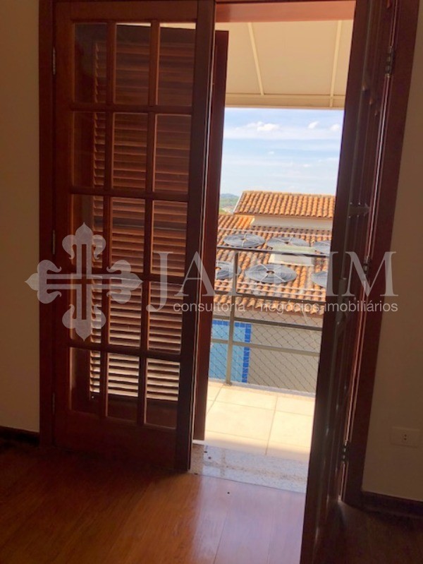 Casa de Condomínio para alugar com 4 quartos, 300m² - Foto 44