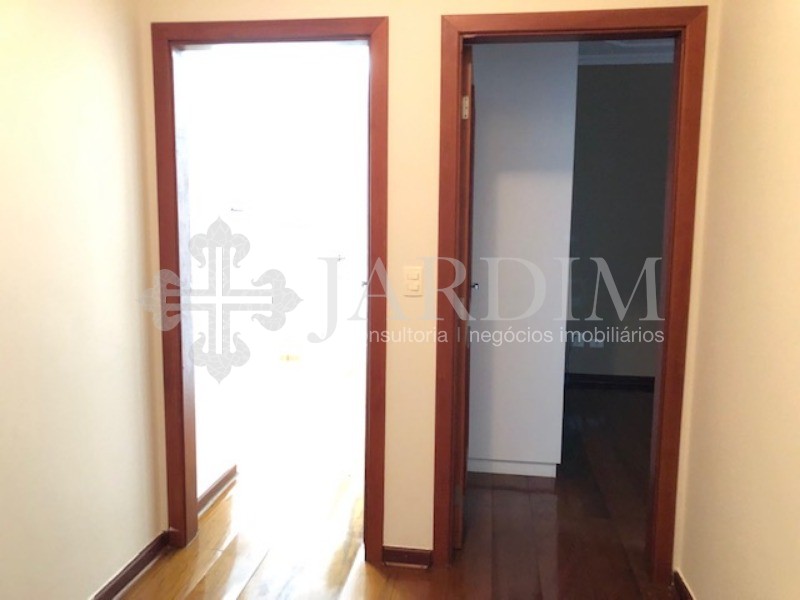 Casa de Condomínio para alugar com 4 quartos, 300m² - Foto 50