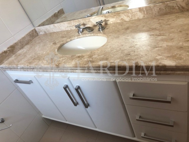 Casa de Condomínio para alugar com 4 quartos, 300m² - Foto 60