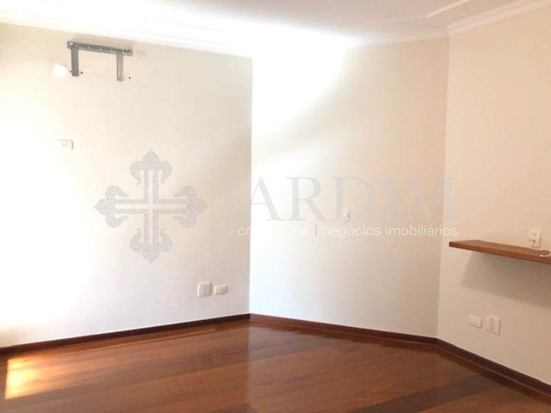 Casa de Condomínio para alugar com 4 quartos, 300m² - Foto 74