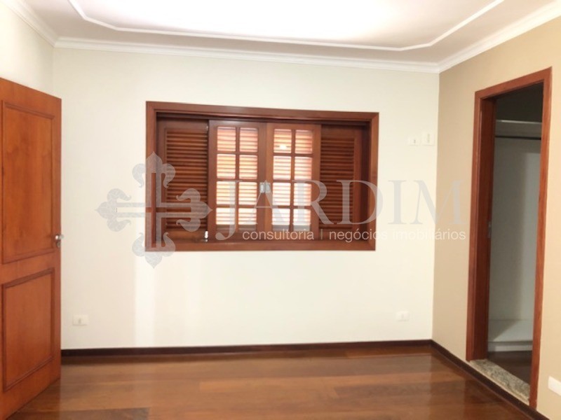 Casa de Condomínio para alugar com 4 quartos, 300m² - Foto 75