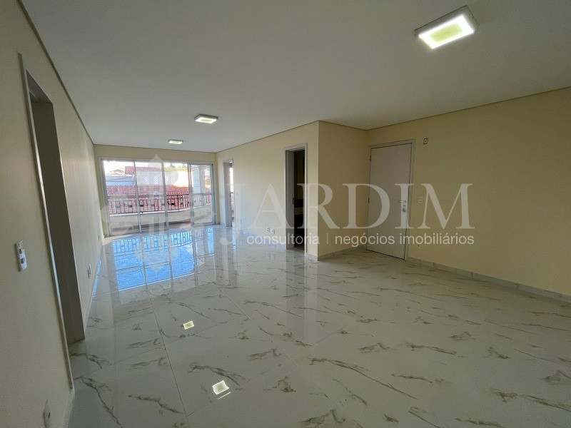 Apartamento, 3 quartos, 130 m² - Foto 1