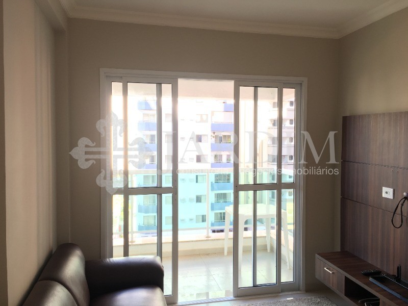 Apartamento para alugar com 1 quarto, 51m² - Foto 2