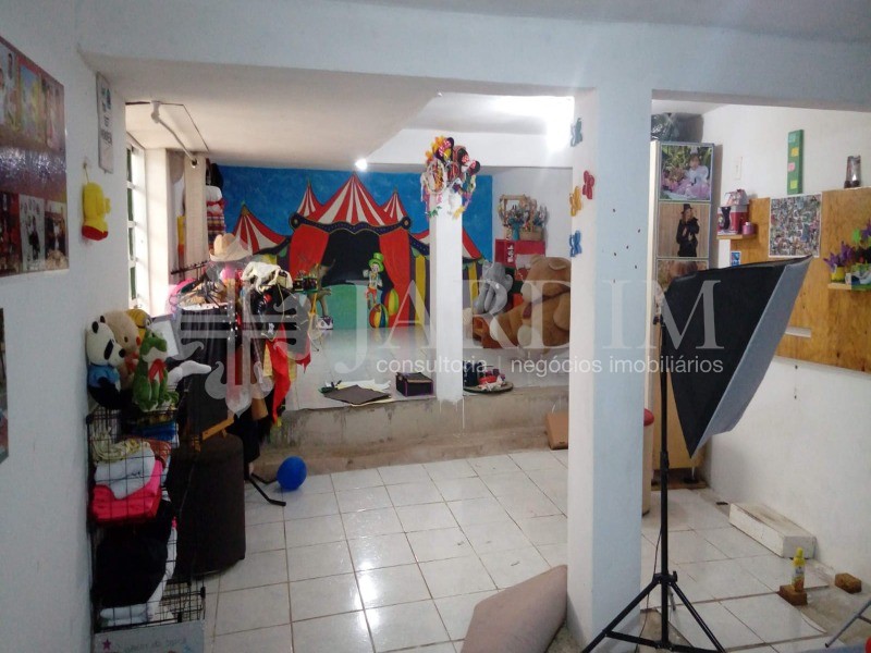 Casa à venda com 3 quartos, 175m² - Foto 15