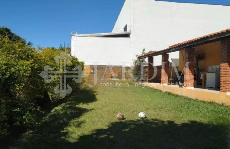Chácara à venda com 4 quartos, 750m² - Foto 9