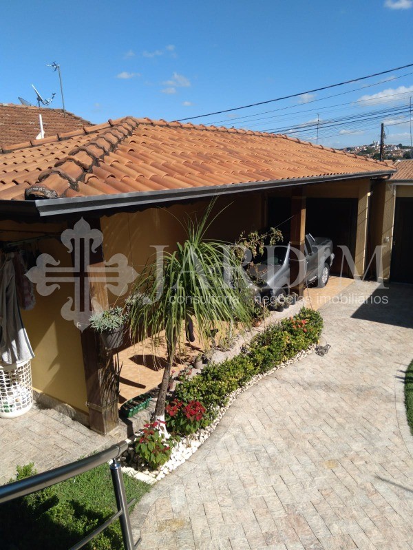 Casa à venda com 2 quartos, 250m² - Foto 3