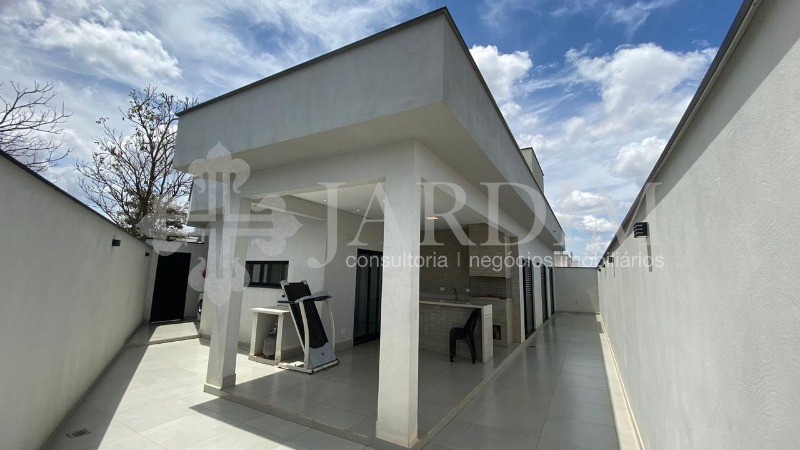 Casa à venda com 3 quartos, 300m² - Foto 28